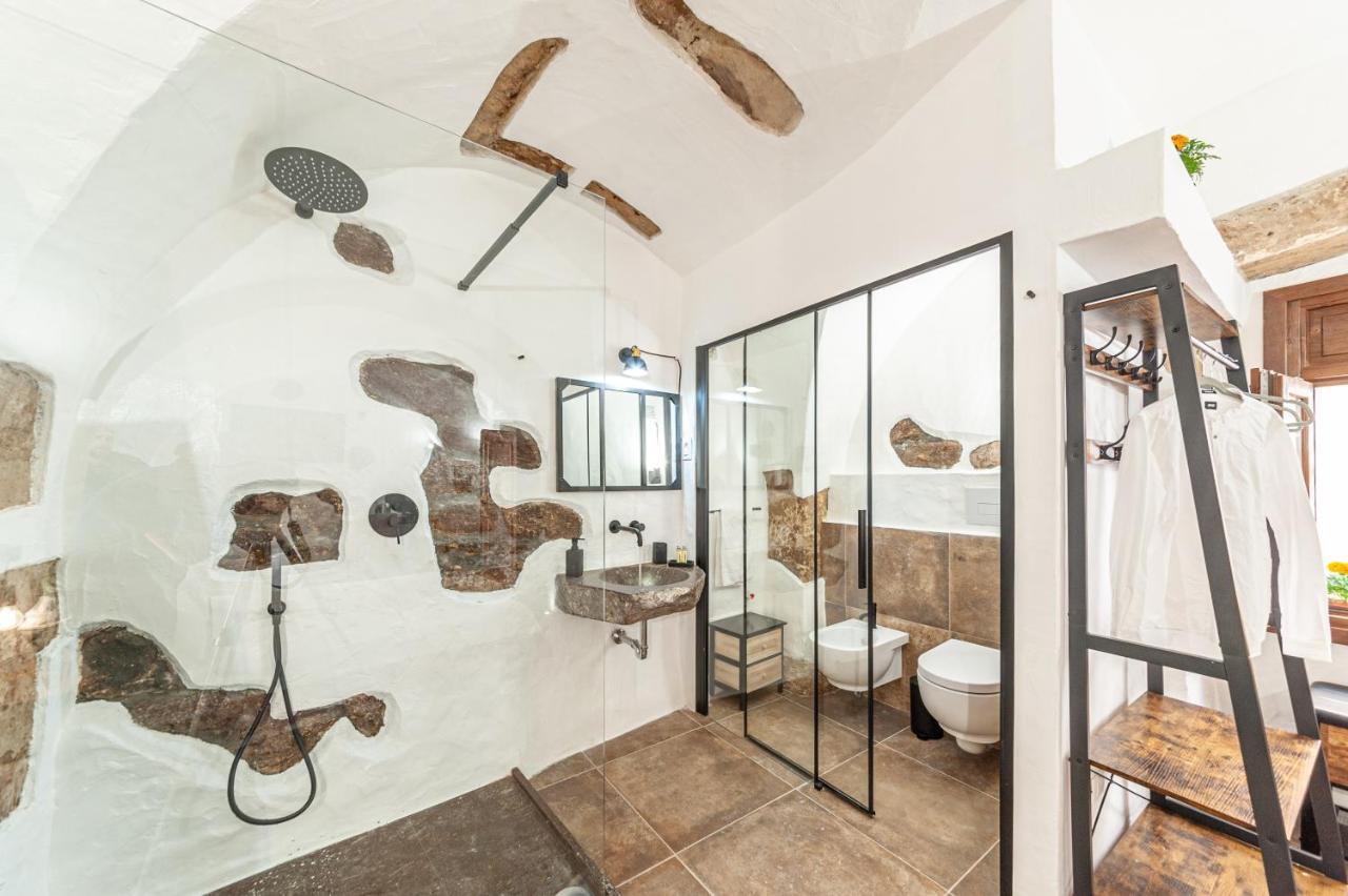 Romantic Loft With Jacuzzi In The Castle Кастельсардо Экстерьер фото